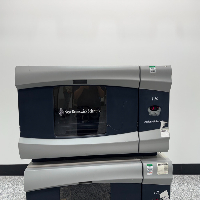 New Brunswick I 26 Incubator Shaker image 2